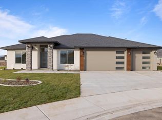 3236 Road 71 Pl, Pasco, WA