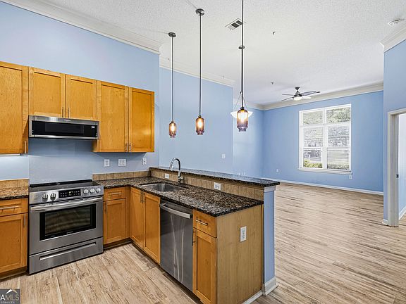 3rd image of 401 16th St NW Unit 1183