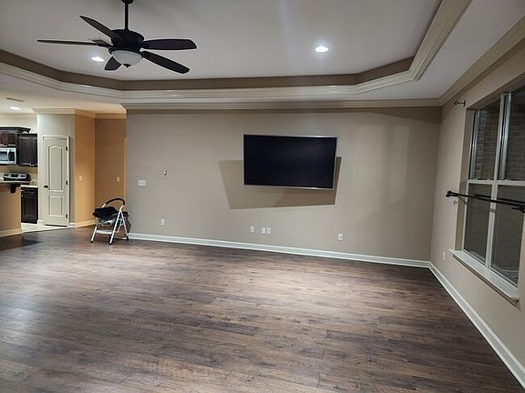 2nd image of 232 Bradley Dr NE
