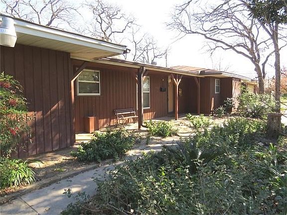 2nd image of 310 San Jacinto Dr