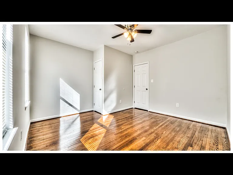 3336 W Caton Ave — Photo 27