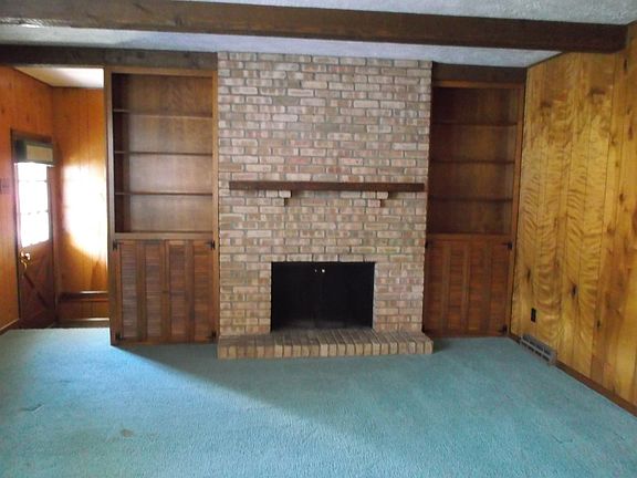 5th image of 502 N Stanley Dr