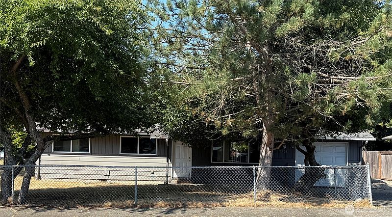 3rd image of 12708 SE 164th Street