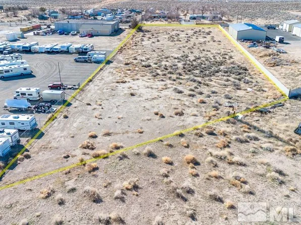 67 S Rainbow Dr, Dayton, NV 89403