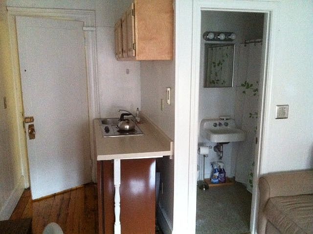 2nd image of 272 Newbury St #22
