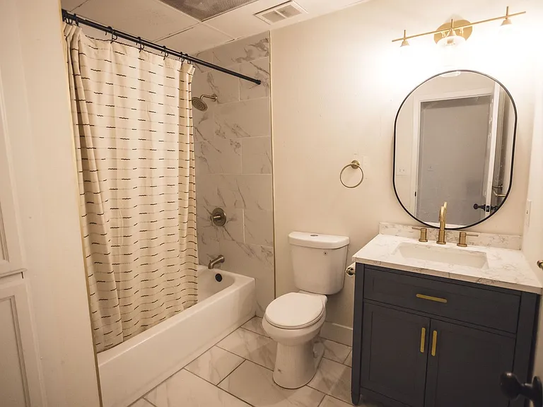 Apartments in the HEart of downtown Bozeman! — Photo 20