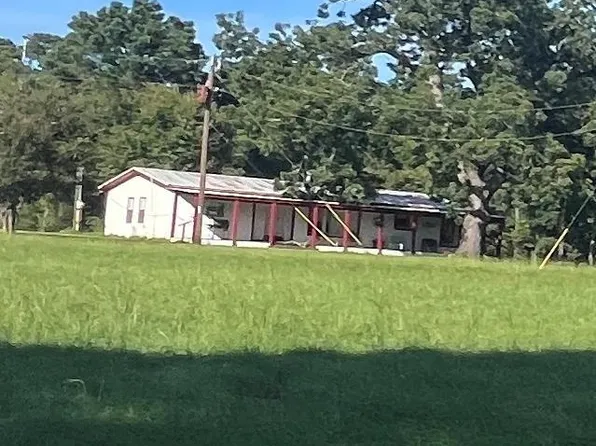 12422 County Road 1390, Centerville, TX 75833