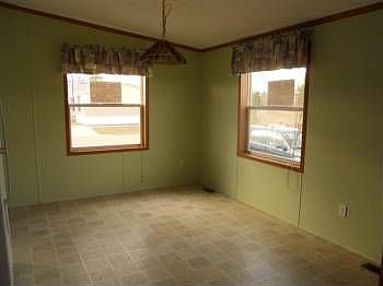 5th image of 3413 Evergreen Dr