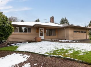 1580 Rosemont Rd, West Linn, OR 97068