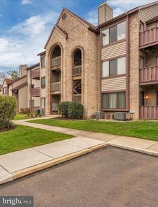 5011 Dunbarton Rd, Mount Laurel, NJ, 08054