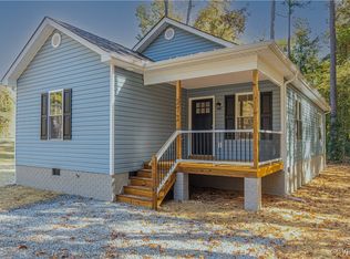 272 Virginia Lee Blvd, Blackstone, VA 23824