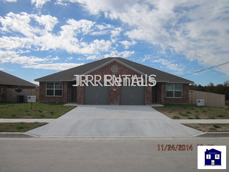 1st image of 2923 Starlight Dr #A