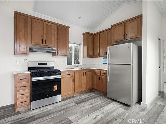 4th image of 1477 Grand Ave #9