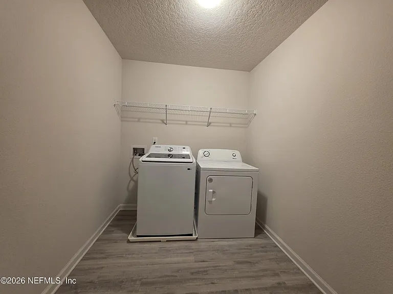 4537 Pine Ridge Pkwy — Photo 23