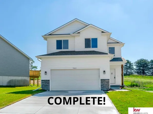 7909 N 93rd St, Omaha, NE 68122