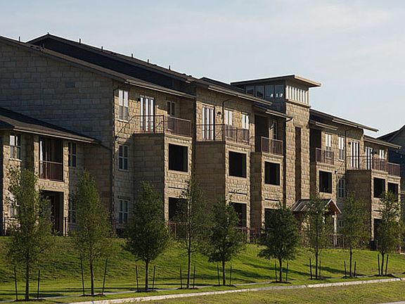 3rd image of 851 Greenside Dr APT 3215
