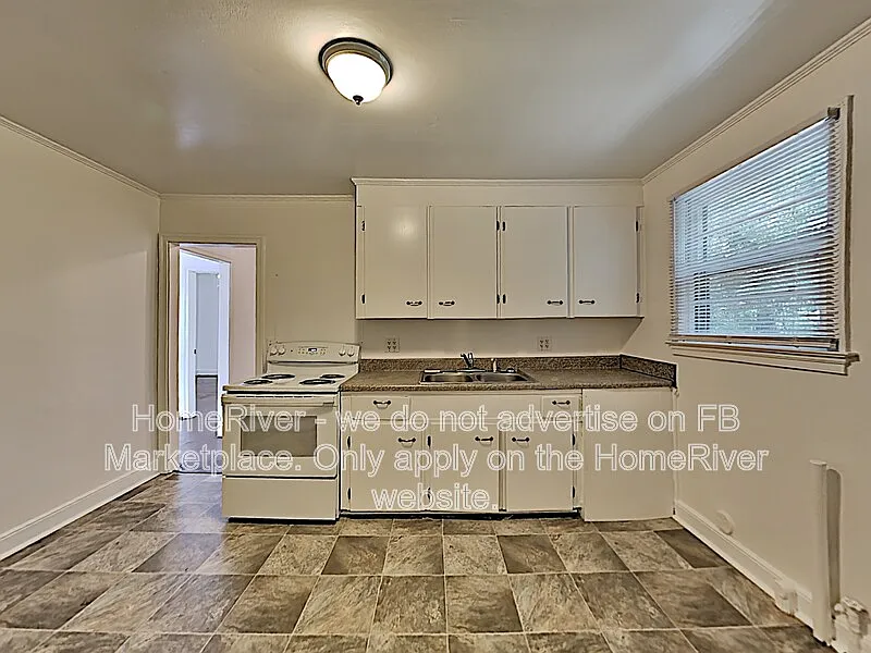 2 bed, 1.0 bath, 706 sqft, $800 — Photo 3