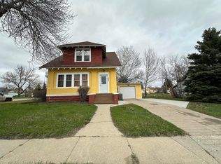 222 Main St, Drake, ND 58736