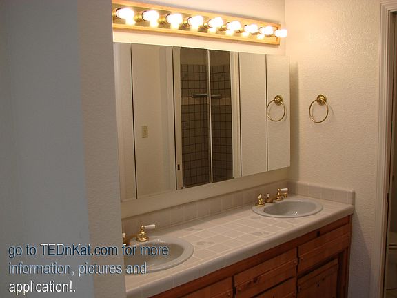 mater bathroom attached to the master bedroom.