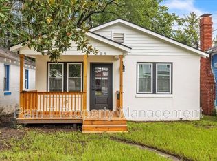 618 E Waldburg St, Savannah, GA 31401