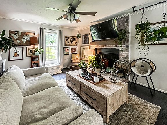 3rd image of 3014 Lynrock Ct