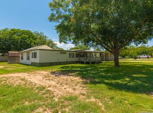 124 Arthur Ln, Mcqueeney, TX 78123