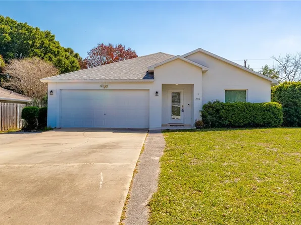 206 10th Ct, Vero Beach, FL 32962