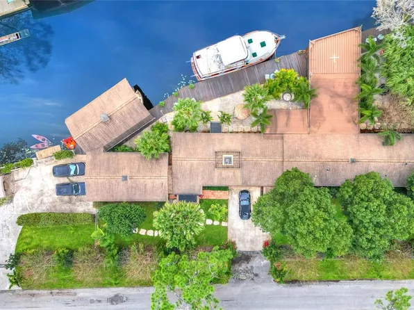 24120 Mink Rd, Astor, FL 32102