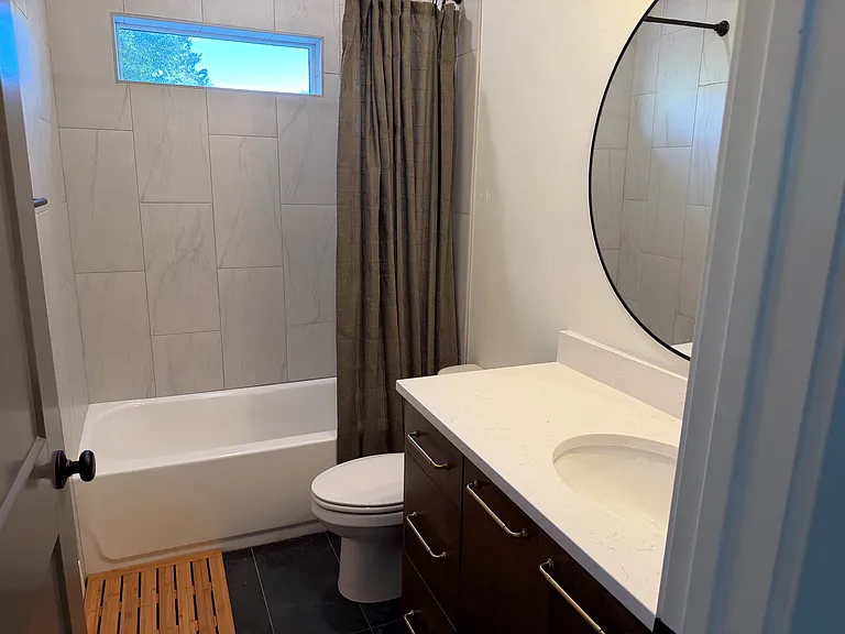 Lower level full bathroom