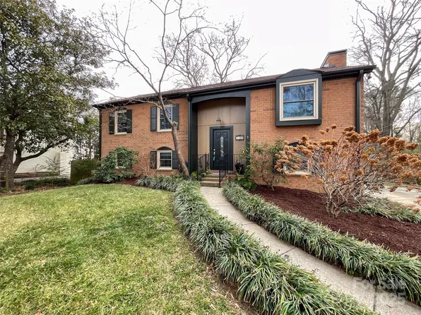 7109 Edgefield Ct, Matthews, NC 28104