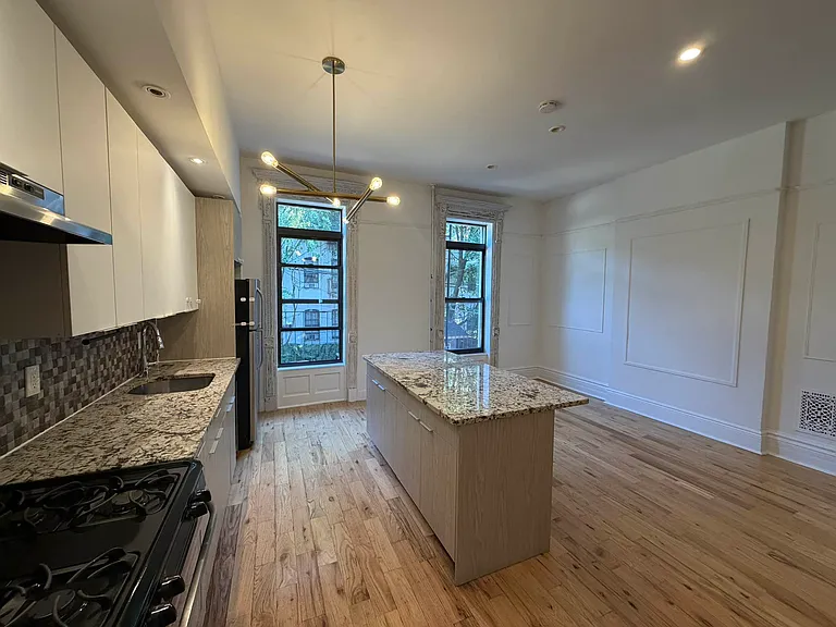 214 Van Buren St #1GR — Photo 6