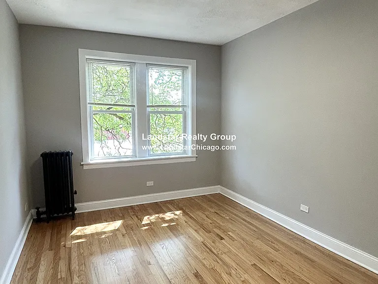 4956 N Harding Ave #2 — Photo 13