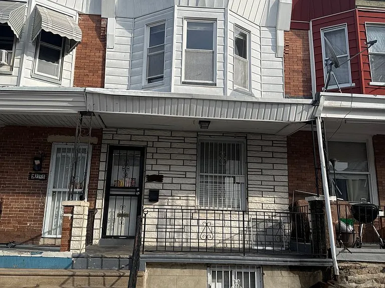 5753 N Beechwood St — Photo 44