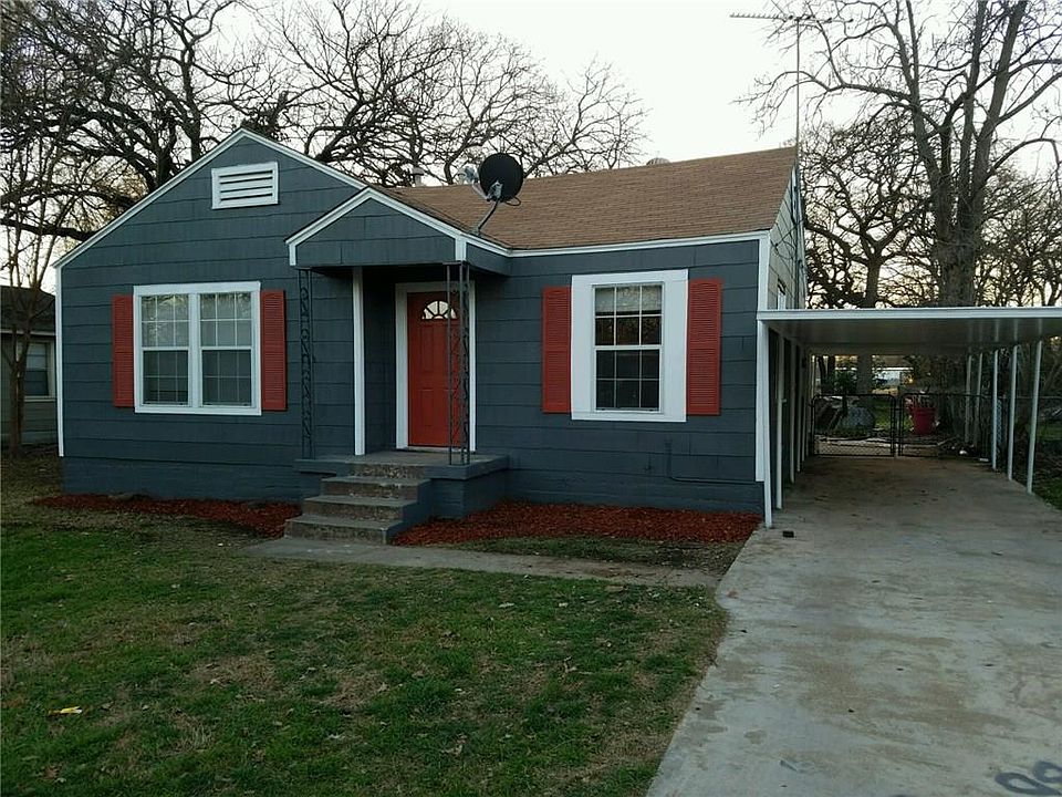 1st image of 2015 Oakwood St
