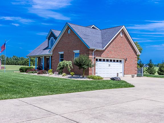 3rd image of 11099 Clover Dr