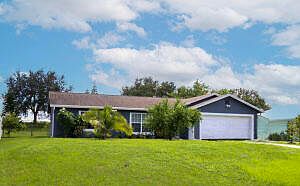 1st image of 343 SW Kestor Drive