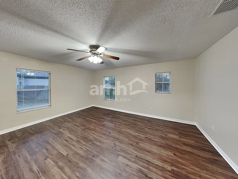 499 Vicks Landing Dr — Photo 12