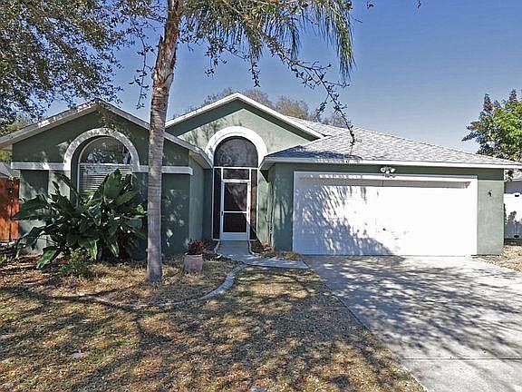 1st image of 300 Quail Dr