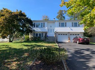 2421 Homestead Ave, Spring Lake, NJ 07762