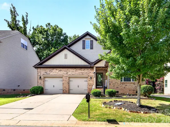 424 Anvil Draw Pl, Rock Hill, SC 29730