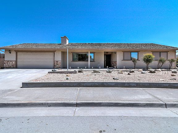 2nd image of 831 Clearview Dr