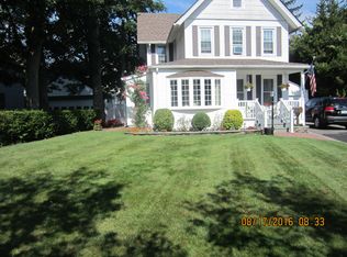 245 Rocklyn Ave, Lynbrook, NY 11563