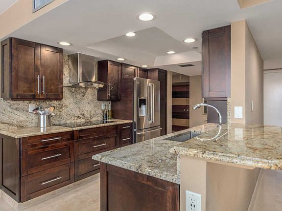 2nd image of 115 Lakeshore Dr APT 1749
