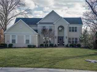 10 Stacy Dr, Saint Louis, MO 63132