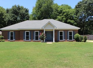 242 Foxdale Rd, Montgomery, AL 36109