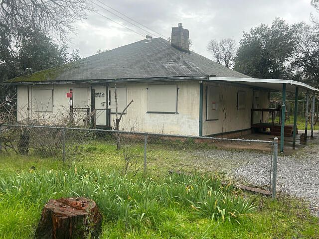 1st image of 1740 Grand Coulee Blvd