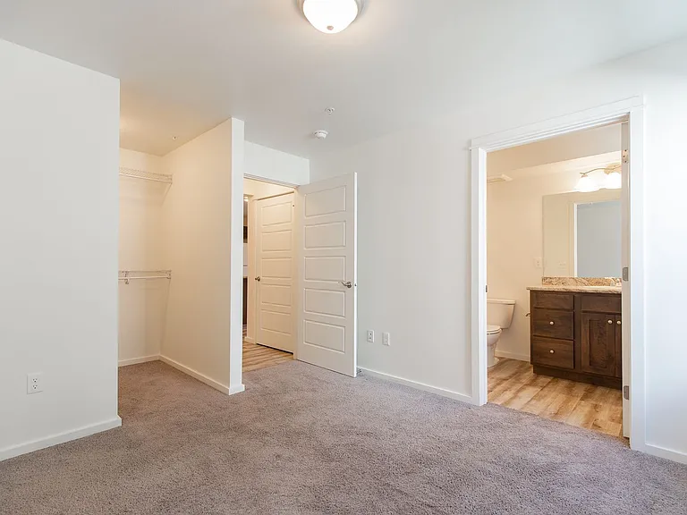Cottonwood Corner Apartments — Photo 49