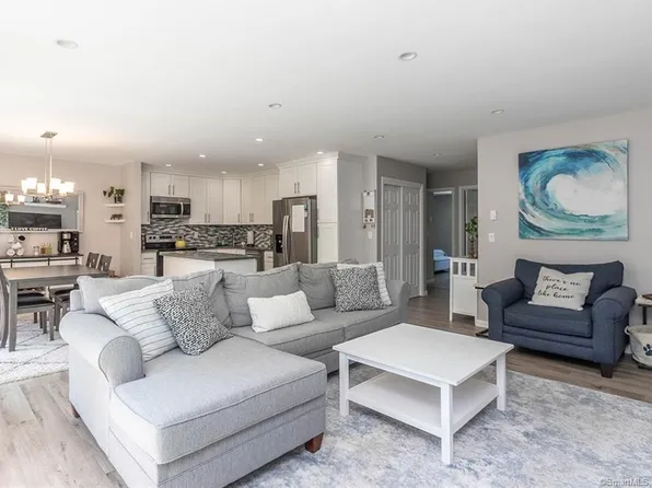 22 Radio Place #4, Stamford, CT 06906