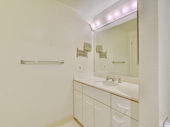 1 Baldwin Ave APT 209, San Mateo, CA 94401