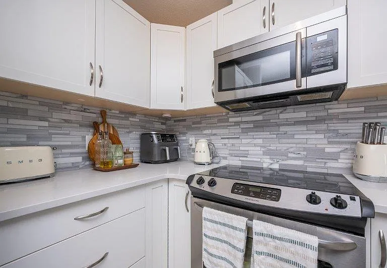1320 1st St SE #1109 — Photo 9